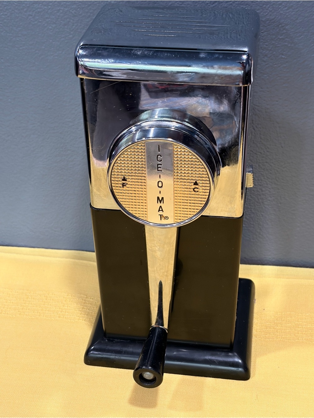 1950s Rival Ice-O-Mat Hand Crank Ice Crusher - Black & Chrome MCM